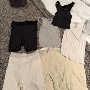 SKIMS Women's Pajama lot